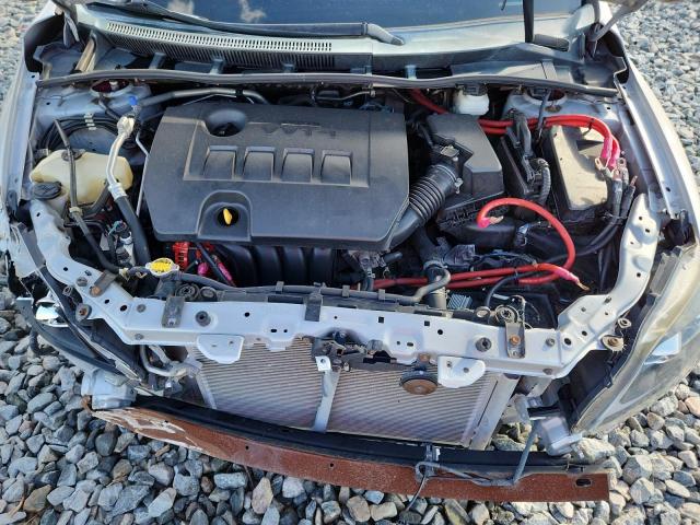 2T1BU4EE3DC102333 - 2013 TOYOTA COROLLA BASE SILVER photo 11