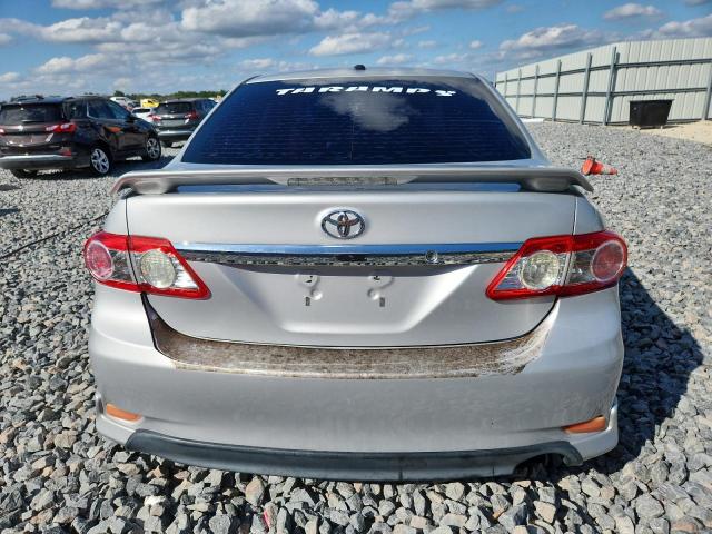 2T1BU4EE3DC102333 - 2013 TOYOTA COROLLA BASE SILVER photo 6