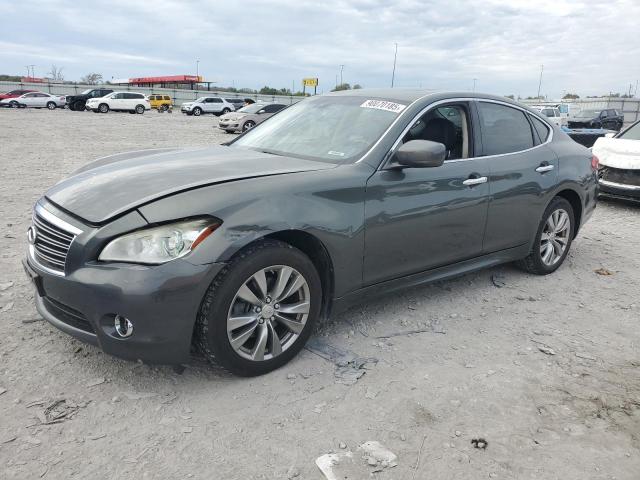 2013 INFINITI M37 X, 