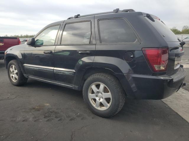 1J8GR48K58C156958 - 2008 JEEP GRAND CHER LAREDO BLACK photo 2