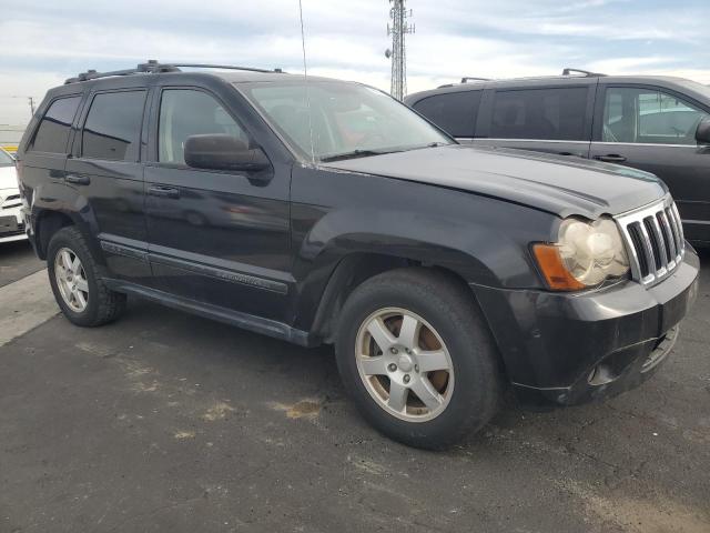 1J8GR48K58C156958 - 2008 JEEP GRAND CHER LAREDO BLACK photo 4