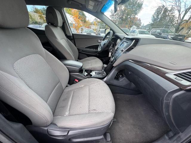 5NMZT3LB0JH081161 - 2018 HYUNDAI SANTA FE S BLACK photo 5