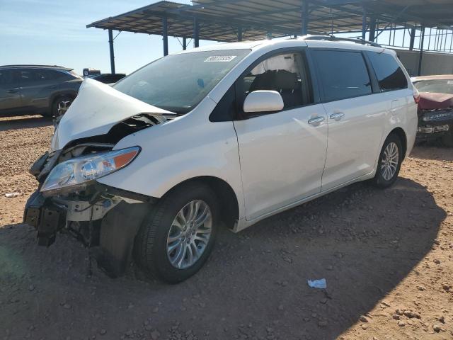 2015 TOYOTA SIENNA XLE, 