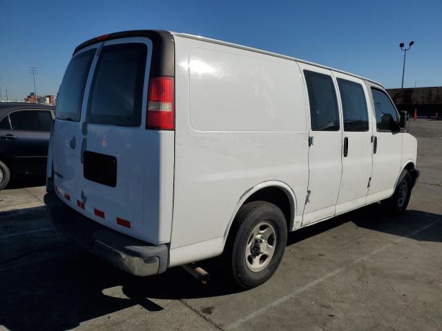 1GCFG15X471236415 - 2007 CHEVROLET EXPRESS WHITE photo 3