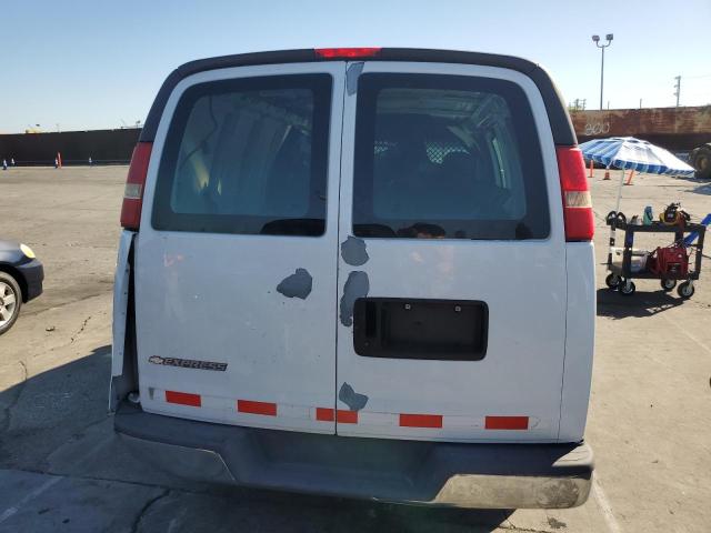 1GCFG15X471236415 - 2007 CHEVROLET EXPRESS WHITE photo 6