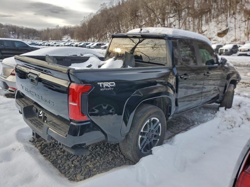 3TYLB5JNXRT020463 - 2024 TOYOTA TACOMA DOUBLE CAB 黑色 照片 3