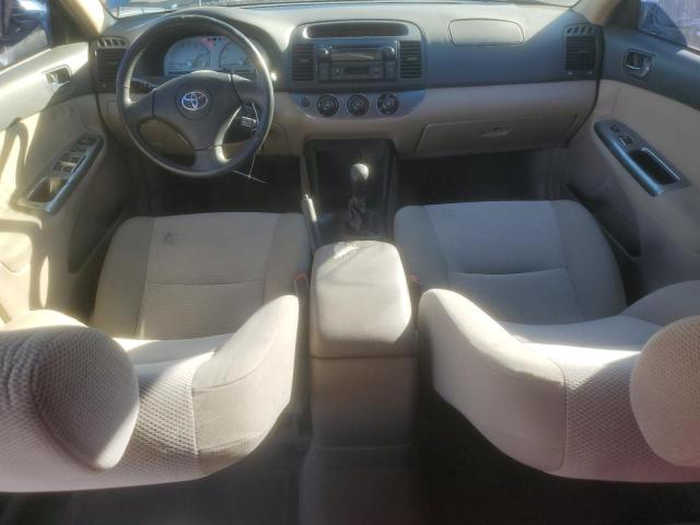 JTDBE32K040253478 - 2004 TOYOTA CAMRY LE BLUE photo 8