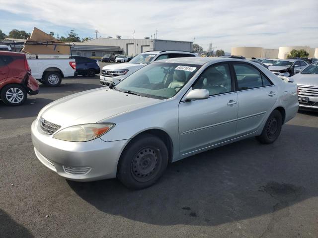 2003 TOYOTA CAMRY LE, 