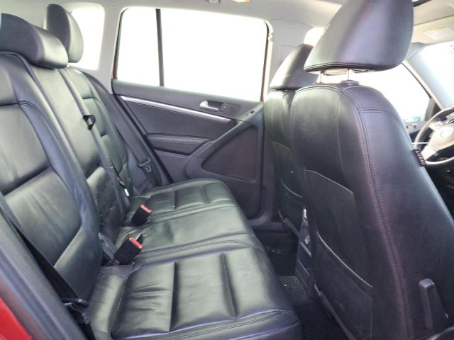 WVGBV7AX9CW006181 - 2012 VOLKSWAGEN TIGUAN S RED photo 11