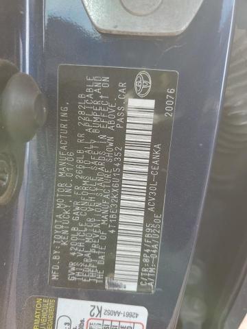 4T1BE32KX6U154352 - 2006 TOYOTA CAMRY LE BLUE photo 12