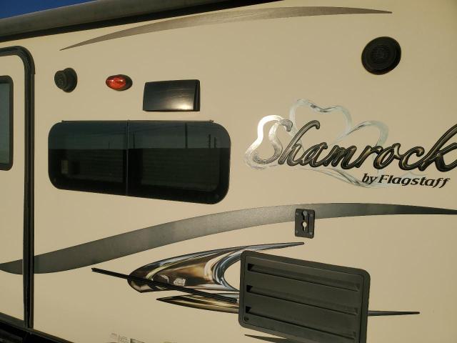 4X4TFL71XGZ139189 - 2016 FOREST RIVER SHAMROCK 17 奶油色 照片 9