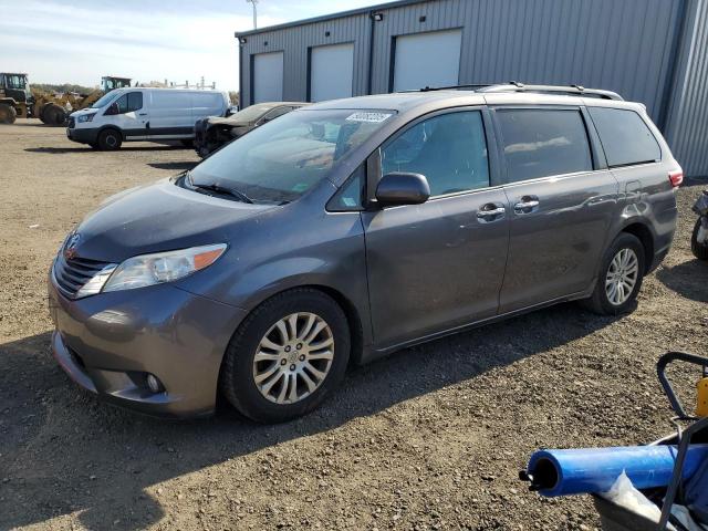 2015 TOYOTA SIENNA XLE, 