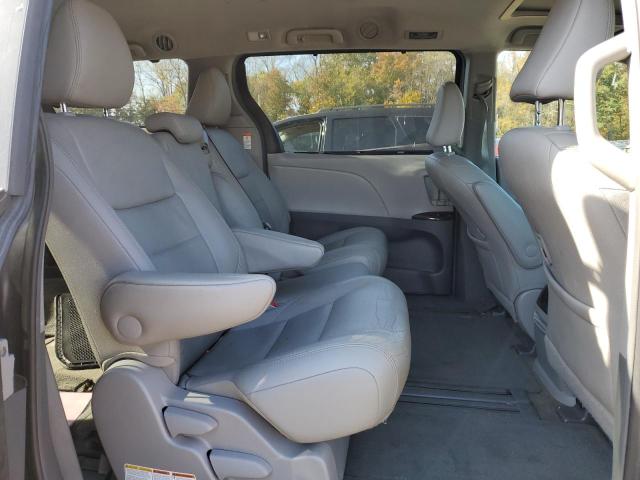 5TDYK3DC1FS590945 - 2015 TOYOTA SIENNA XLE GRAY photo 11