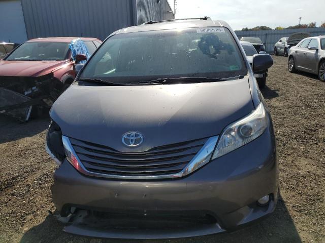 5TDYK3DC1FS590945 - 2015 TOYOTA SIENNA XLE GRAY photo 5