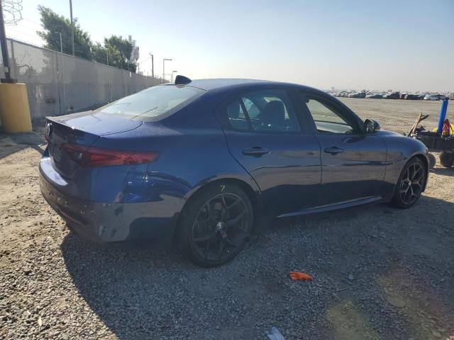 ZARFAMANXL7637617 - 2020 ALFA ROMEO GIULIA 蓝色 照片 3