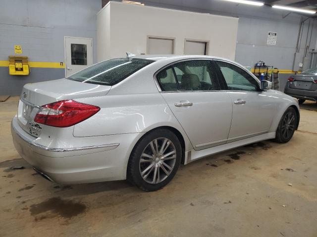 KMHGC4DD3CU196681 - 2012 HYUNDAI GENESIS 3.8L 银色 照片 3