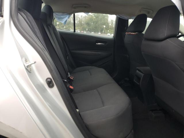 5YFEPRAE8LP034357 - 2020 TOYOTA COROLLA LE ვერცხლისფერი ფოტო 10