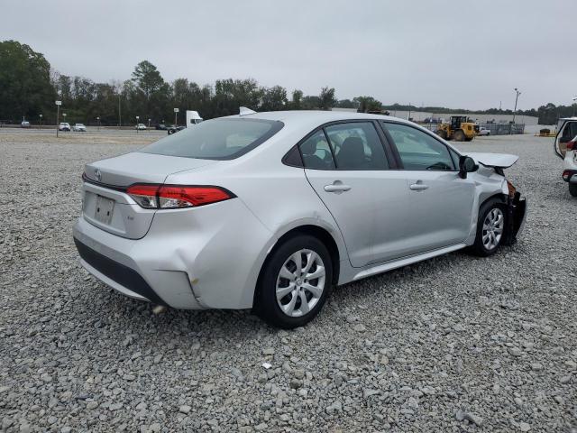 5YFEPRAE8LP034357 - 2020 TOYOTA COROLLA LE ვერცხლისფერი ფოტო 3