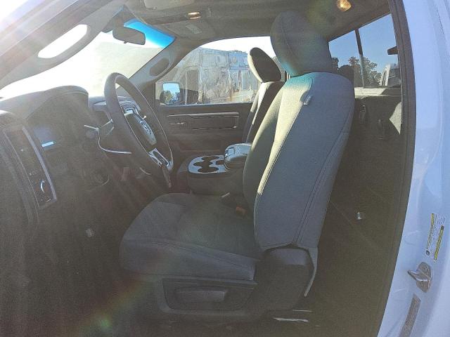 3C6JR6DT9KG506868 - 2019 RAM 1500 CLASS TRADESMAN Белый фото 7