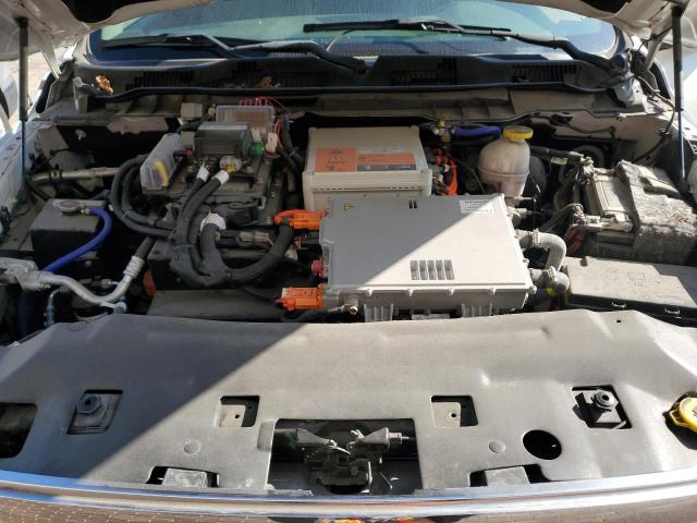 3C6JR6DT8KG671410 - 2019 RAM 1500 CLASS TRADESMAN Weiß Foto 11