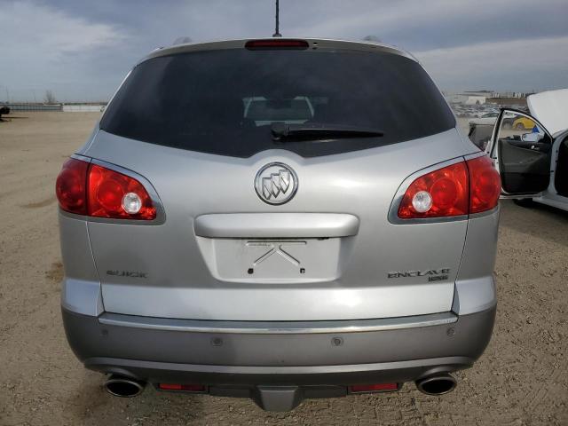 5GAKVCED1BJ286382 - 2011 BUICK ENCLAVE CXL SILVER photo 6