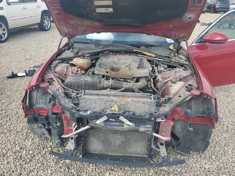 ZARFAEBN5J7598839 - 2018 ALFA ROMEO GIULIA 红色 照片 11