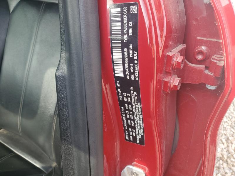 ZARFAEBN5J7598839 - 2018 ALFA ROMEO GIULIA 红色 照片 13