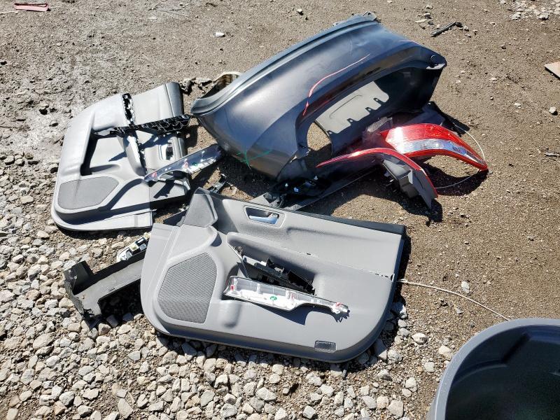 4T1BF1FK6HU693047 - 2017 TOYOTA CAMRY LE GRAY photo 12