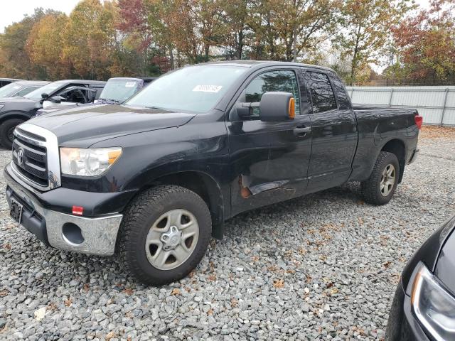 2013 TOYOTA TUNDRA DOUBLE CAB SR5, 