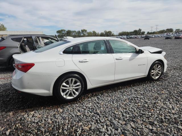 1G1ZE5ST4HF117868 - 2017 CHEVROLET MALIBU LT WHITE photo 3