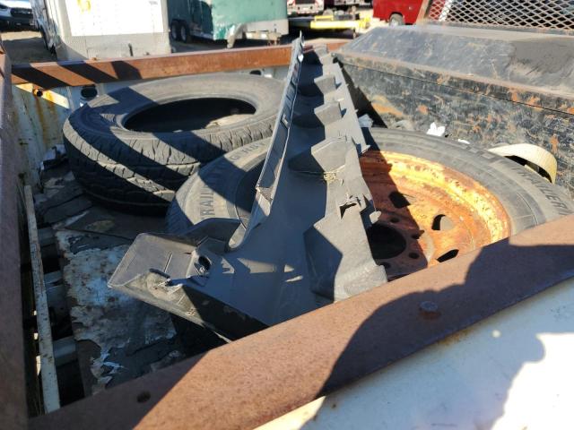 1GC2KVCG0BZ435673 - 2011 CHEVROLET SILVERADO K2500 HEAVY DUTY WHITE photo 13