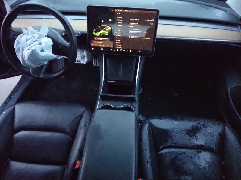 5YJ3E1EA5KF361976 - 2019 TESLA MODEL 3 Qara foto 8