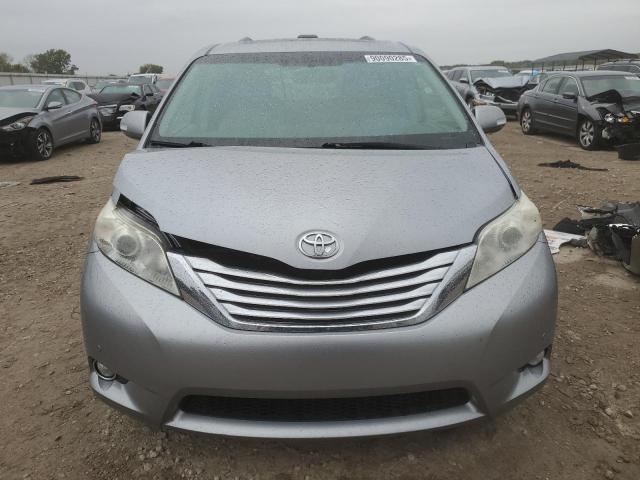 5TDYK3DC2DS310088 - 2013 TOYOTA SIENNA XLE GRAY photo 5
