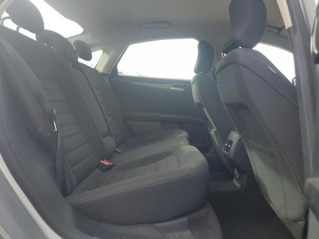 3FA6P0T97KR274868 - 2019 FORD FUSION SE 银色 照片 10