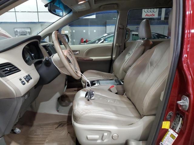 5TDYK3DC1CS201359 - 2012 TOYOTA SIENNA XLE Красный фото 7