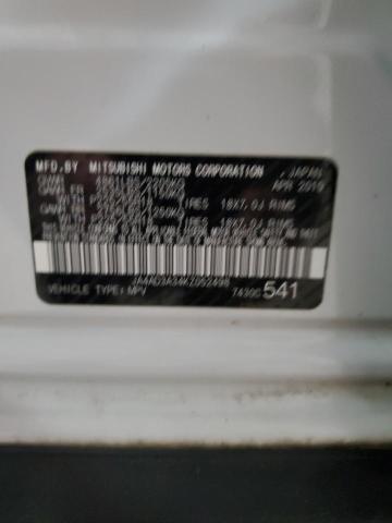 JA4AD3A34KZ052498 - 2019 MITSUBISHI OUTLANDER SE WHITE photo 13