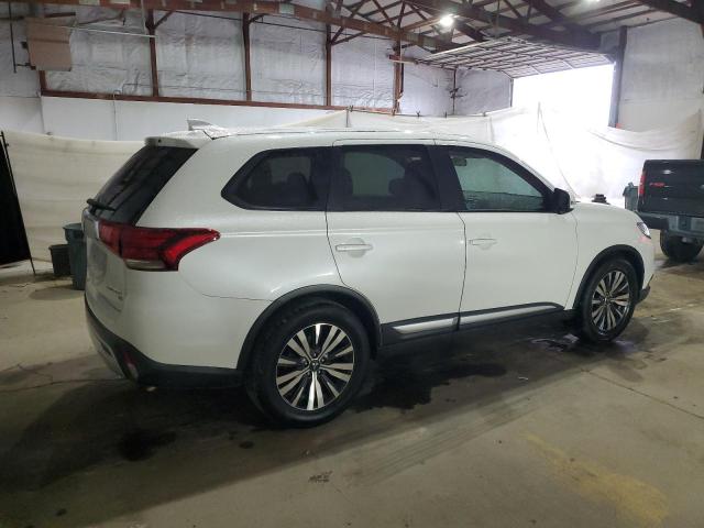 JA4AD3A34KZ052498 - 2019 MITSUBISHI OUTLANDER SE WHITE photo 3
