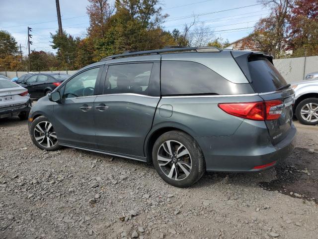 5FNRL6H96JB014637 - 2018 HONDA ODYSSEY ELITE GREEN photo 2