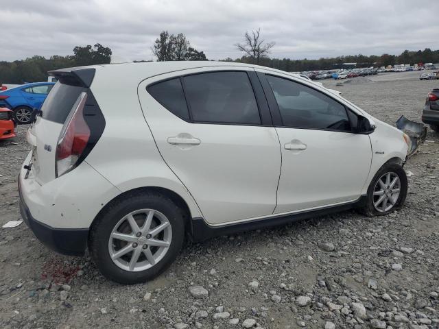 JTDKDTB39H1592428 - 2017 TOYOTA PRIUS C Beyaz fotoğraf 3