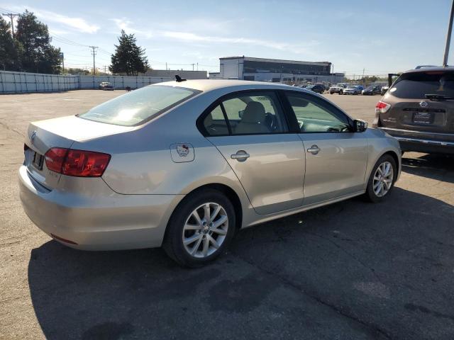 3VWDZ7AJXBM322438 - 2011 VOLKSWAGEN JETTA SE ვერცხლისფერი ფოტო 3