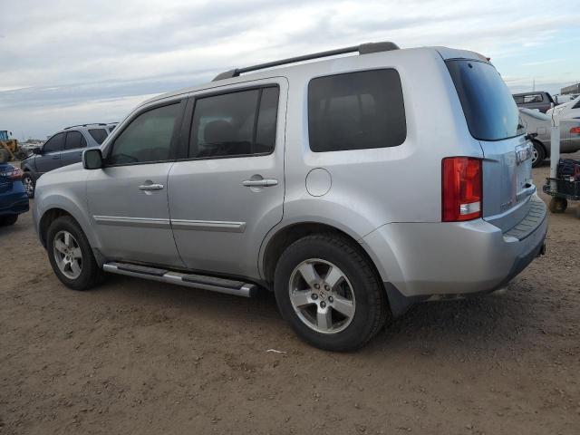 5FNYF4H54AB018917 - 2010 HONDA PILOT EXL SILVER photo 2