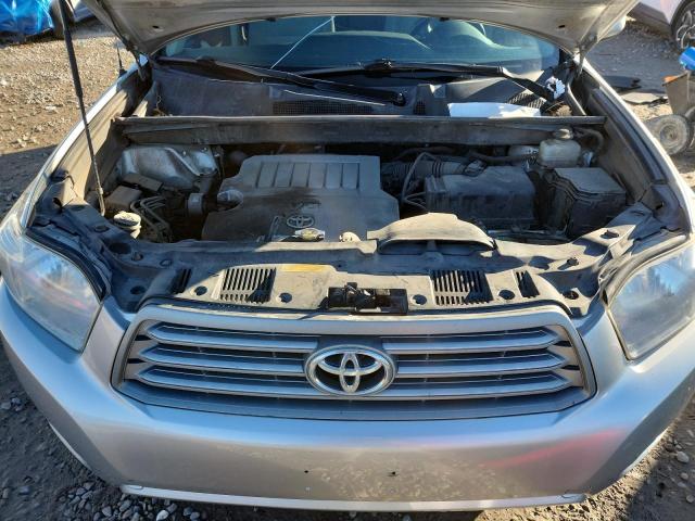JTEES41A082072181 - 2008 TOYOTA HIGHLANDER SILVER photo 11