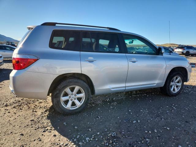 JTEES41A082072181 - 2008 TOYOTA HIGHLANDER SILVER photo 3