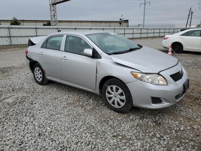 1NXBU40E29Z140388 - 2009 TOYOTA COROLLA BASE ვერცხლისფერი ფოტო 4