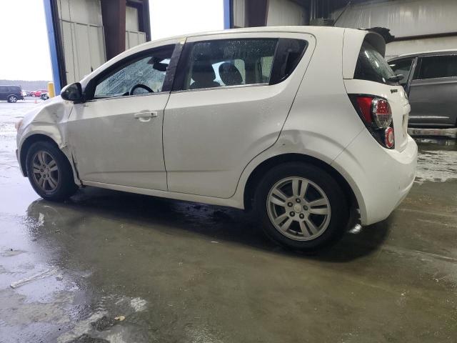 1G1JC6SH7F4101872 - 2015 CHEVROLET SONIC LT თეთრი ფოტო 2