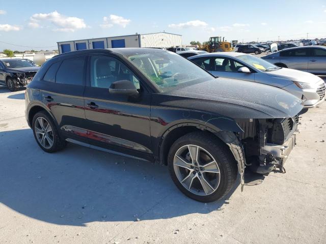 WA1BNAFY0K2115275 - 2019 AUDI Q5 PREMIUM PLUS BLACK photo 4