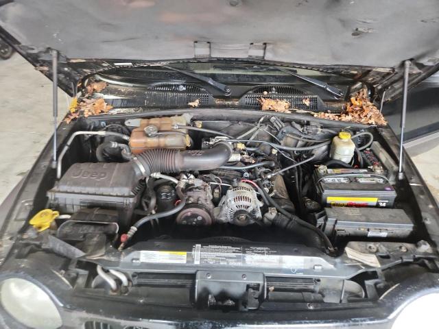 1J4GL48K44W260708 - 2004 JEEP LIBERTY SPORT BLACK photo 11