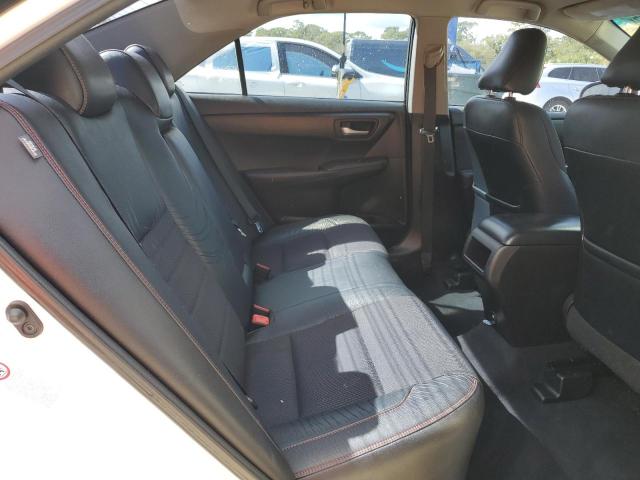 4T1BF1FK2HU288268 - 2017 TOYOTA CAMRY LE WHITE photo 10