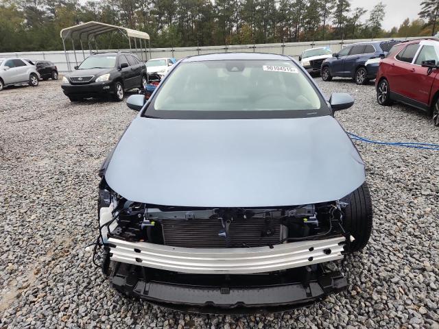 JTDEPRAE6LJ061352 - 2020 TOYOTA COROLLA LE Niebieski zdjęcie 5