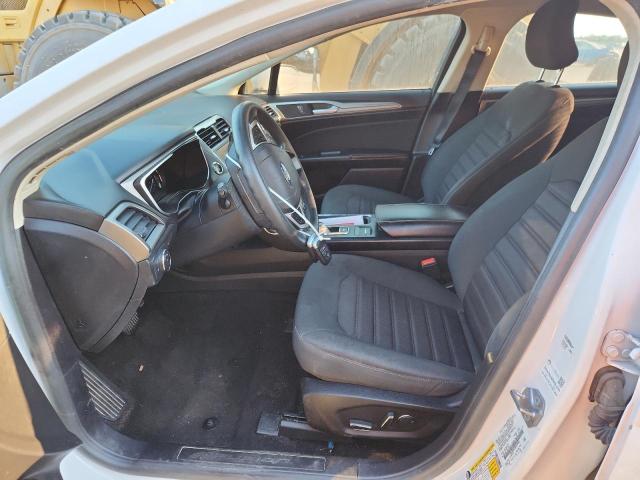 3FA6P0HDXKR238962 - 2019 FORD FUSION SE 白色 照片 7